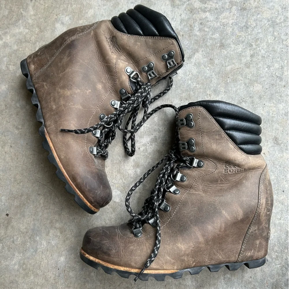 Sorel Conquest Wedge Boot Brown Women’s 9.5